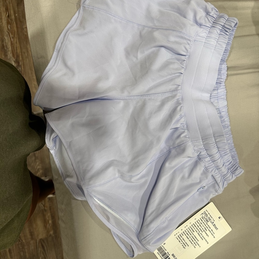 Lululemon Hotty Hot 4”